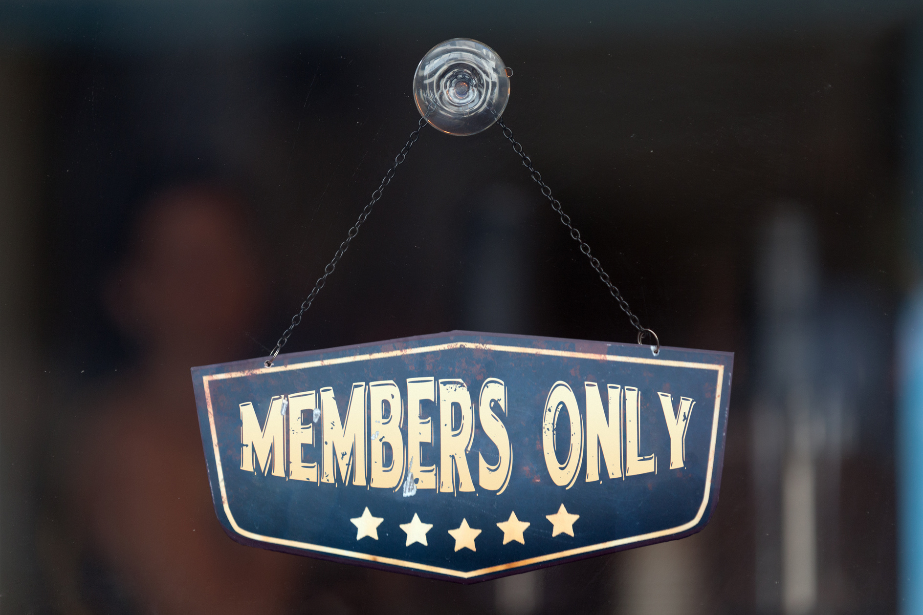 Members only sign